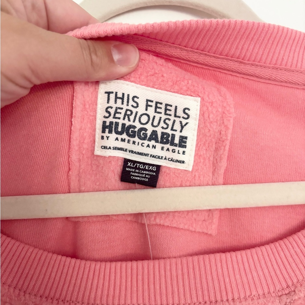NWT American Eagle Pink Crew Neck Sweater - Picture 3 of 5